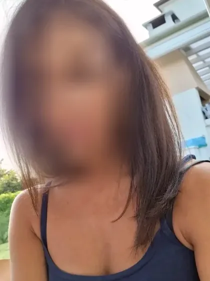 Antonia, 35