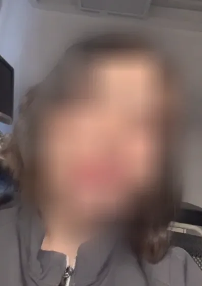 Cara, 36