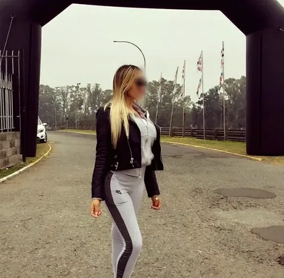 Josephine, 30
