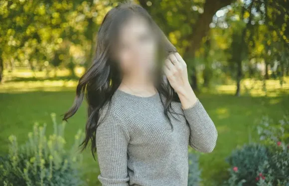 Selin, 32